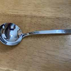 Stainless Steel Oneida Gravy Ladle Serving Spoon