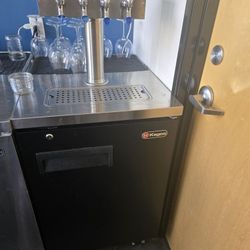Kegco Black and Stainless Steel Four Tap Black Commercial Kegerator