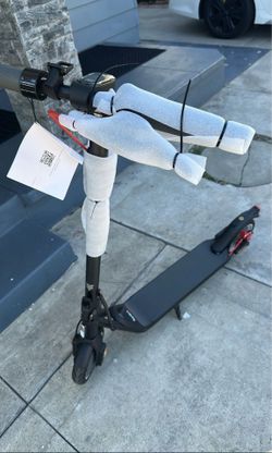 Electric Scooter 5th wheel NEW