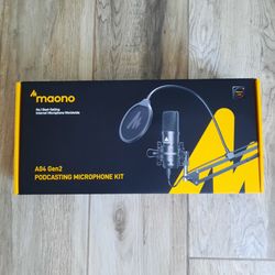 Brand New Condenser Microphone Kit XLR And USB