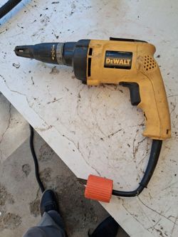 Dewalt