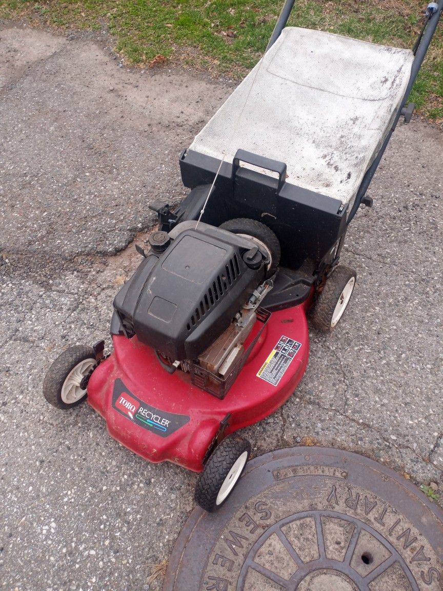 Self Propelled TORO Lawn Mower