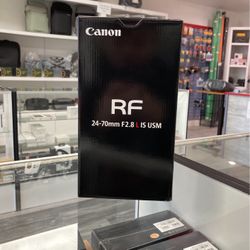 Canon RF 24-70mm F2.8 