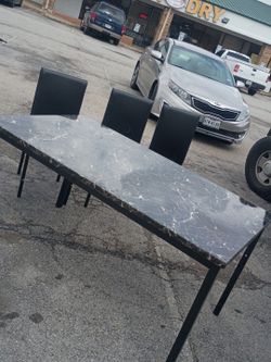 New table 4 chairs