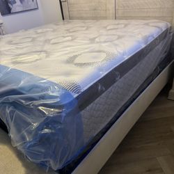 King Sealy Pillowtop Mattress