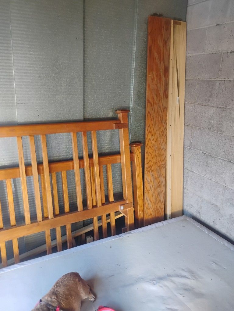 California King Bed Solid Wood