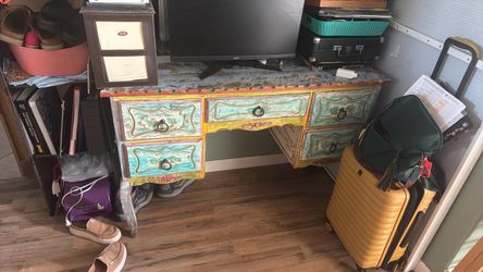 Wooden dresser