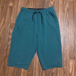 Nike Fleece Men’s Training Shorts * LONG * Size Medium Dark Green