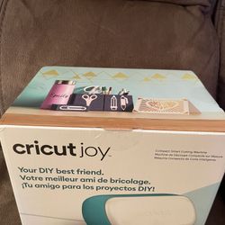 Cricut Joy Compact Smart Cutting Machine 