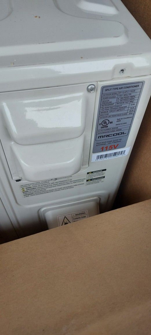 Brand New 12000-btu Mr Cool Outside Unit No Heart