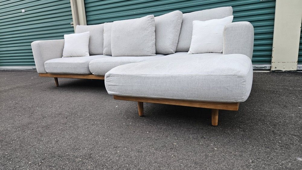 FREE DELIVERY!!! West Elm Newport 2pc Sectional Sofa