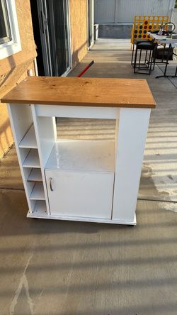 Pick up in spring valley- Free island