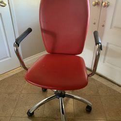 Red Swivel Office Chair 