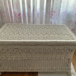 FREE White Wicker Storage Trunk Bench 38” wide x 19” deep by 21 1/4” tall - Mission Hills 91345