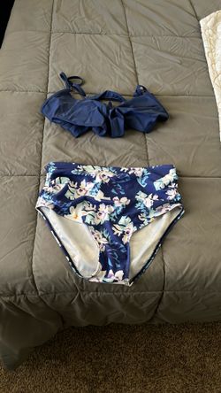 Women’s Size Small Bathing Suit 5 Bucks