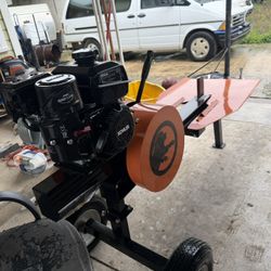 Power king Kinetic log Splitter 22 Ton 4.5 HP 177 CC