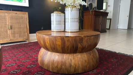 Round Solid Wood Coffee Table