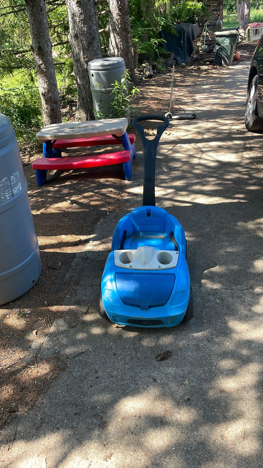 FREE Blue Car
