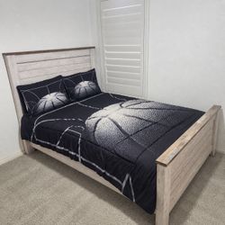 Full size bed and dresser