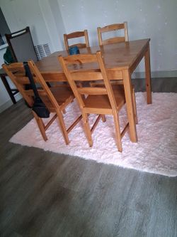 Kitchen table