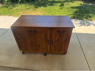 Sewing table