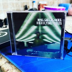 Noel Gallagher’s High Flying Birds CD