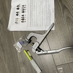 Professional Handheld Press for Snaps, Rivets, Grommets & Buttons (KX8J KAM)  