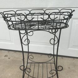 Small Scale English Wirework Garden Planter With Stand 20"x17"
