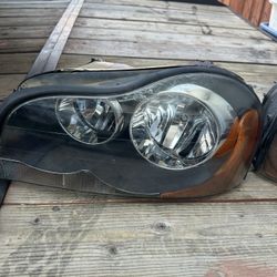 Volvo CX9  2005 Headlights