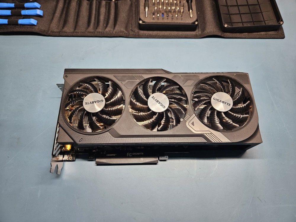 Gigabyte GEFORCE RTX 4070 GPU [ WITHIN WARRANTY ]