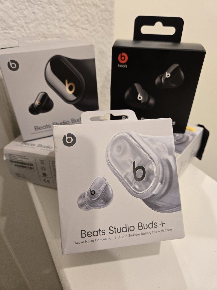 Beats Studio Buds+ Transparent 