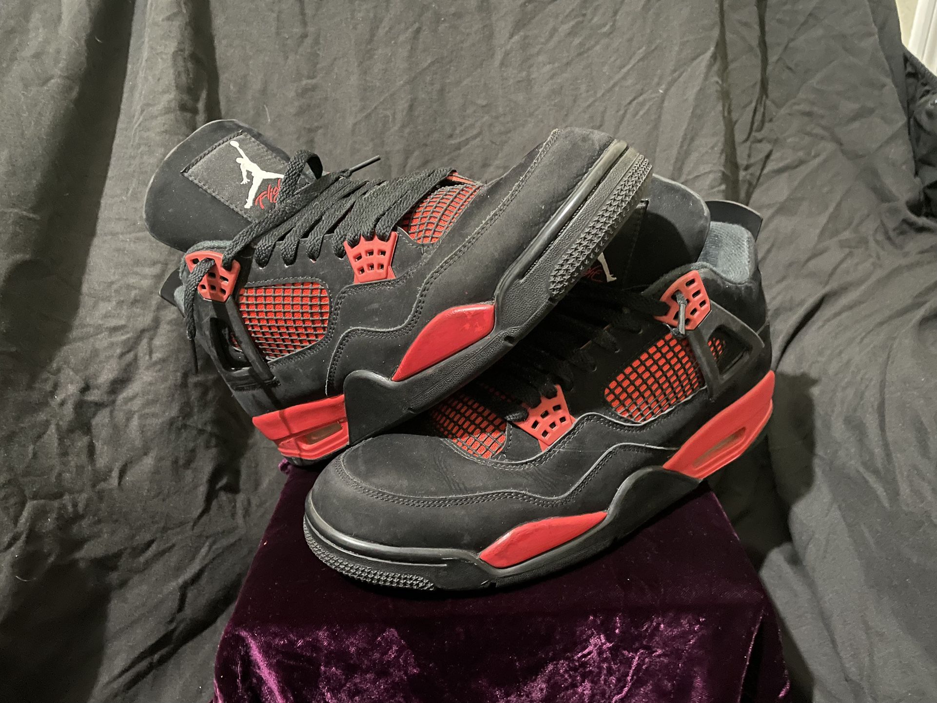 Jordan 4 Red Thunder