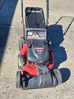 Troy-Bilt self propelled Mower with bag