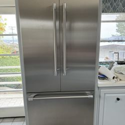 Thermador 36” Fridge And Freezer