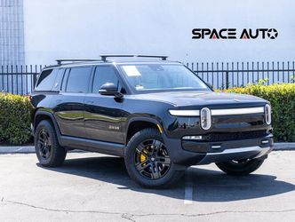 2023 Rivian R1S