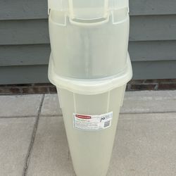 Rubber Maid Wrap & Craft Storage $20