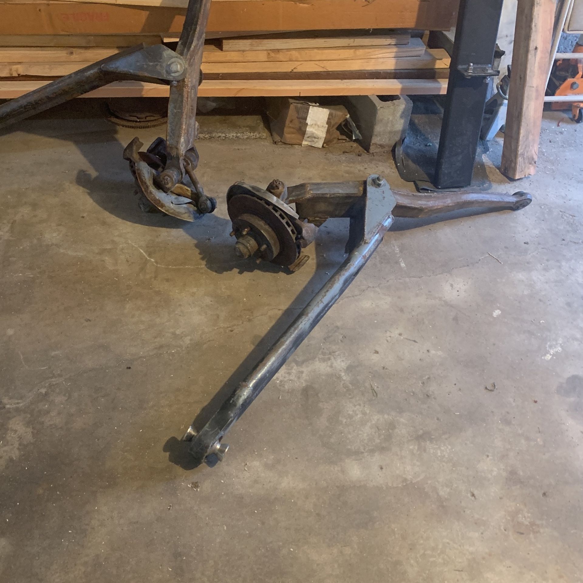 Extended I-beams And Radius Arms Ford Ranger