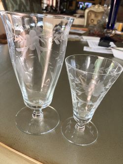 Vintage etched glass flowers tall and short glasses