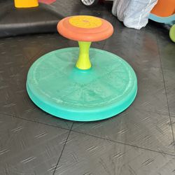 Playsko toddler spinning activity 