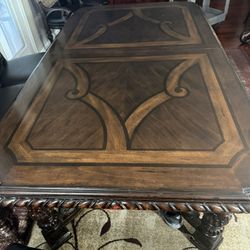 Dining Room Table 