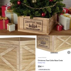 Holiday Christmas Tree Wood Crate Collar Tree Skirt