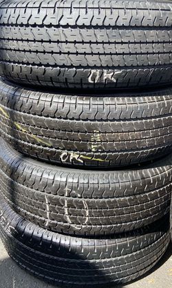4 Llantas Usadas Good Year Endurance St 225/75/15 $250 las 4