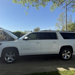2015 Chevy Suburban LT