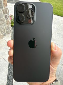 iPhone 16 Pro Max 256GB - Black Titanium - Carrier Unlocked