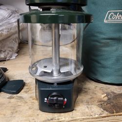Coleman Two-mantle Propane Lantern 