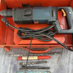 Bosch 3/4” Rotary Hammer Drill Kit-11212VSR- Clean-Assorted Bits, 10’ Cord, Steel Case