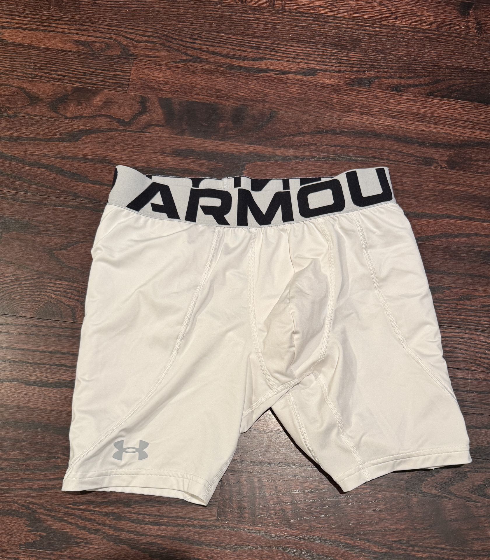 Under Armour YXL Sliding Shorts