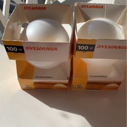 Sylvania 100 W Lightbulb 2 Pack