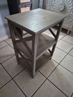 End/Corner table