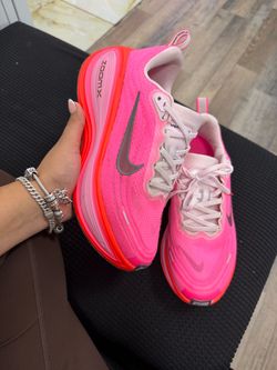 WomanNike running - 8W